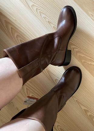 Новые кожаные модные сапоги 41 р осень весна zara