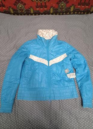 Женская легкая утепленная двухсторонняя куртка, nike sportswear windrunner reveisible jacket, оригинал, р. м