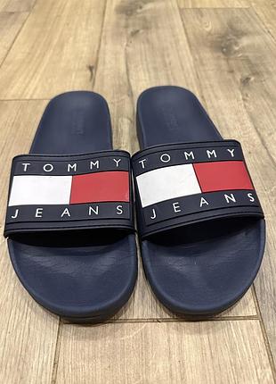 Чоловічі шльопанці tommy jeans pool slide ( розмір  39)