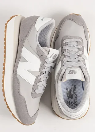 Кросівки 237 lace new balance.