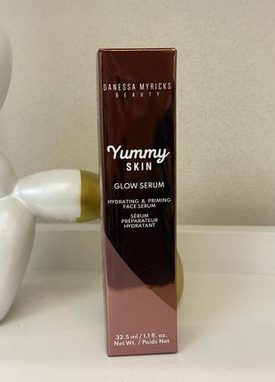 Danessa myricks beauty yummy skin glow serum освітлювальна основа для макіяжу