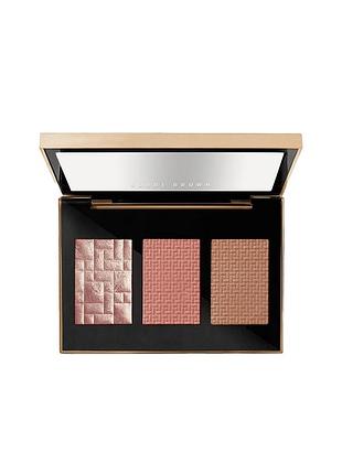 Палітра bobbi brown sculpt & glow palette у відтінку light