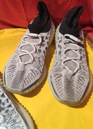 Стильные текстильные кроссовки adidas boost 3