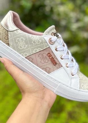 Кросівки жіночі loven guess