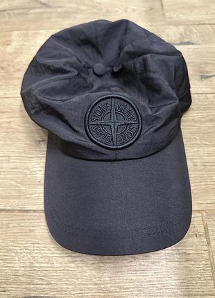 Stone island-  кепка  чоловіча чорна nylon metal з логотипом компаса , 1/1 з оригіналом