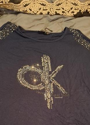 Кофтинка футболка calvin klein one size.