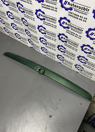 Накладка кришки багажника opel vectra b (90763727)