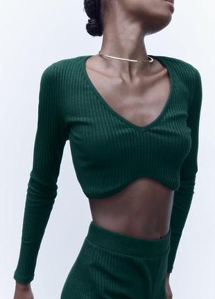 Новый топ zara ribbed long sleeve crop top -l