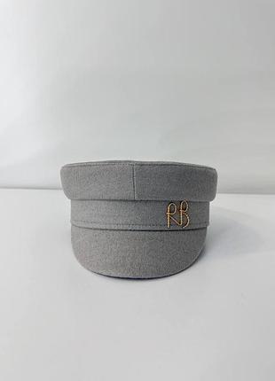 Кепі з вовни в сірому кольорі, з золотими буквами