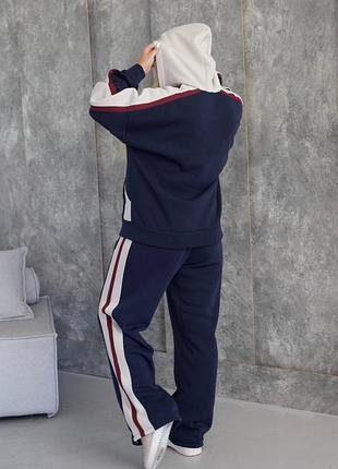 Костюм спортивный 2