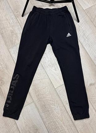 Чоловічі спортивні штани adidas чорні, розмір s