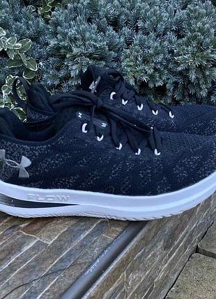 Under armour оригінальні комфортні фірмові жіночі кросівки 38р. оригінал