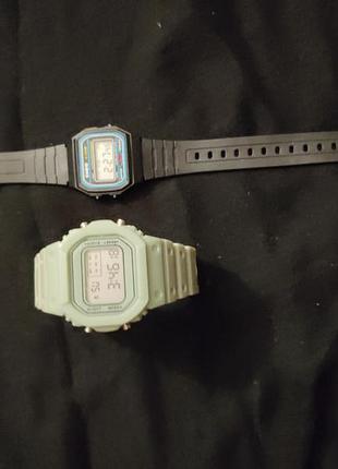 Годинники casio, 2 шт., чорний і м'ятний