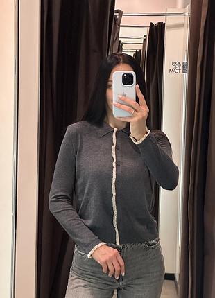 Сіра кофта zara на ґудзиках