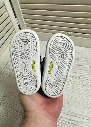 Кросівки adidas neo 7