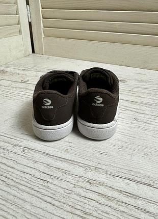 Кросівки adidas neo 6