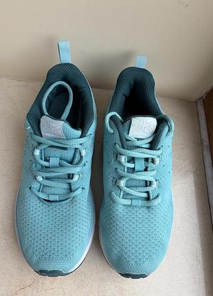 Фірмові кросівки karrimor p35