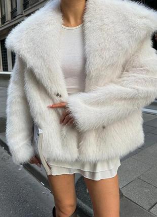 Короткая белая шубка m, l