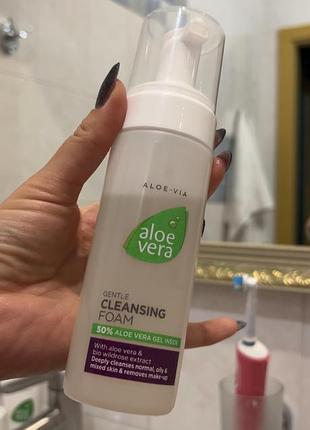 Пінка для вмивання aloe via gentle cleansing foam для нормальної, жирної та комбінованої шкіри