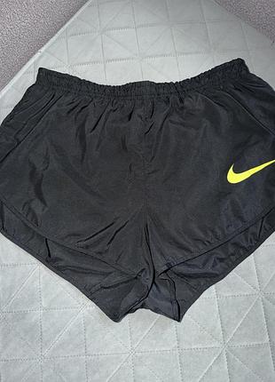 Шорти жіночі спортивні nike чорні з підкладкою