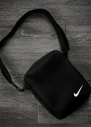 Сумка чорна спорт nike, барсетка чоловіча найк месенджер