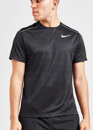 Чоловіча легка бігова футболка nike running dri fit оригінал спортивна тренувальна футболка найк драй фіт