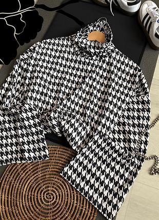 Классная кофточка oversize с широкими рукавами