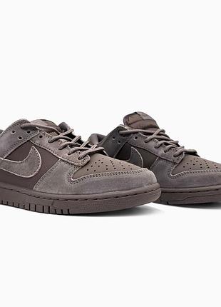 Чоловічі кросівки nike sb dunk low wolf brown