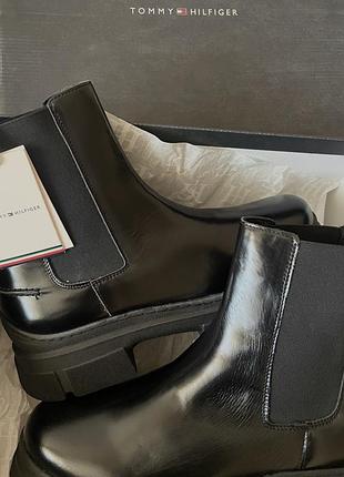 Черевики жіночі tommy hilfiger челсі чорні
