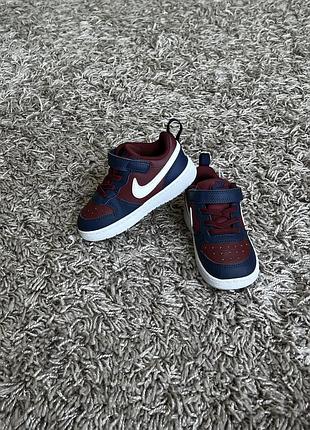 Стильні оригінальні кросівки nike 25 розміру