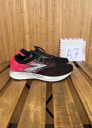 Кросівки brooks ricochet 3