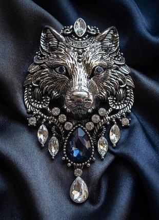 Брошка " вовчиця" 7,9 см, вовк