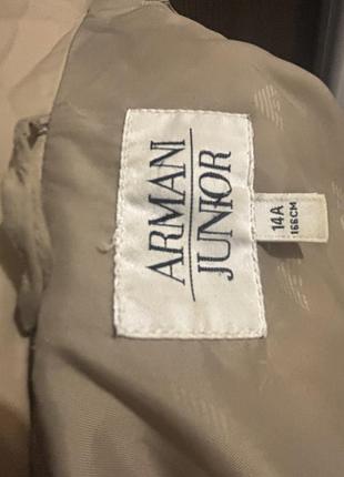 Жіноча куртка armani бежева 4