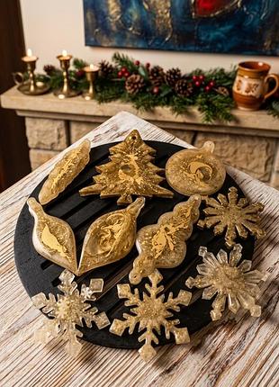 🎄 ексклюзивний набір новорічних іграшок з епоксидної смоли ❄️ створіть казкову атмосферу на вашій ялинці або зробіть вишуканий подарунок близьким!