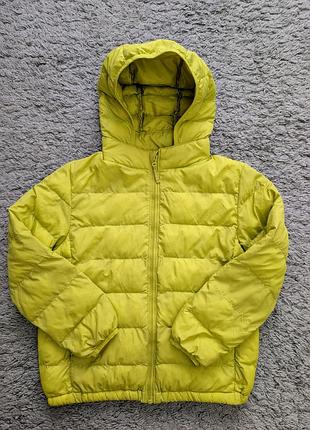 Куртка дитяча на синтеплні, від uniqlo, size 7-8 років, стан чудовий, плечі 36 підпахви 45 рукав 45 довжина від плеча 49