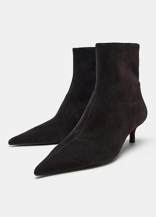 Оригинальные замшевые ботинки на каблуке китен хилл из новой коллекции zara new original.