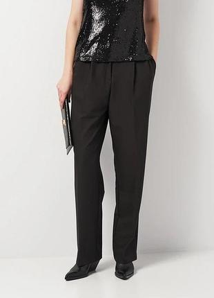 Черные прямые брюки с защипами zara
 ✨✨✨✨✨✨✨✨✨✨