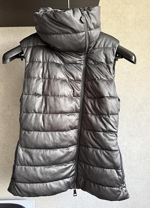 Пуховий жилет moncler ternay gilet оригінал / жилетка монклер