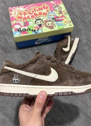 Nike dunk low x pop mart labubu кросівки під замовлення 4