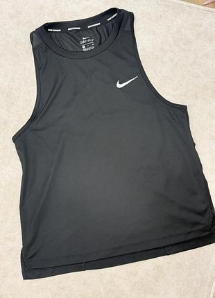 Спортивна майка жіноча nike чорна