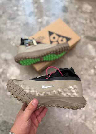 Nike acg gore-tex "mountain fly" beige