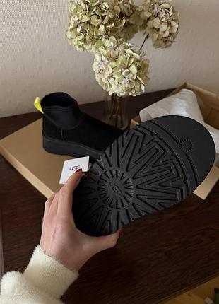 Уггі жіночі ugg чорні 5