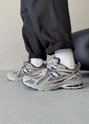 Кросівки чоловічі new balance 1906r dark beige/navy blue cordura