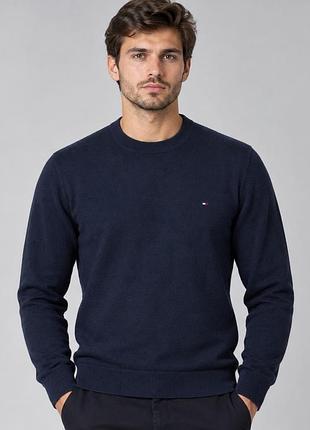 Чоловічий темно-синій  джемпер tommy hilfiger в розмірі m