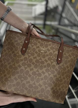 Шопер жіночий coach з монограмою