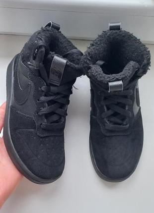 Дитячі ботинки nike