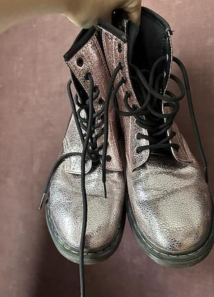 Стильні черевики dr. martens 2