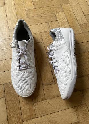 Футзалки decathlon 45 р 2