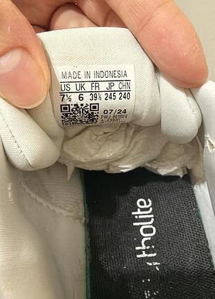 Кросівки жіночі adidas cloudfoam 4