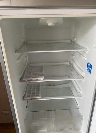 Холодильник beko